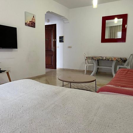 Residence Ahlem El Aouina Bagian luar foto